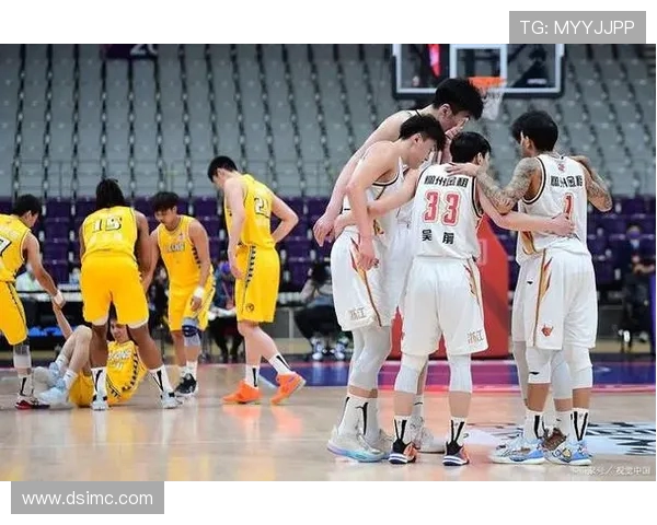 周琦率领中国男篮重振雄风再度冲击亚洲巅峰引发球迷热烈期待 周琦率领中国男篮重振雄风再度冲击亚洲巅峰引发球迷热烈期待